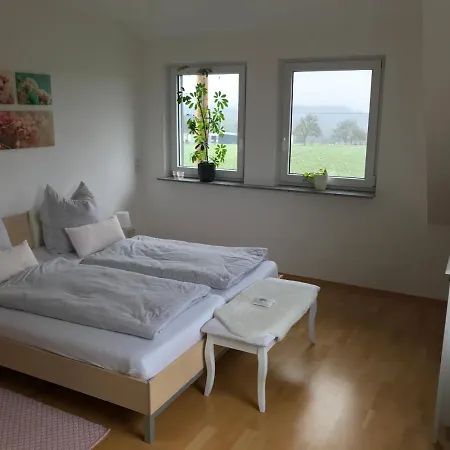 Kleine Auszeit Mit Aussicht Toenisheide Rum i privatbostad Velbert