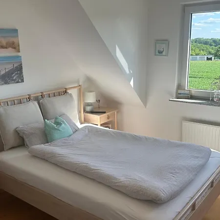 Rum i privatbostad Kleine Auszeit Mit Aussicht Toenisheide