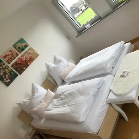 Rum i privatbostad Kleine Auszeit Mit Aussicht Toenisheide